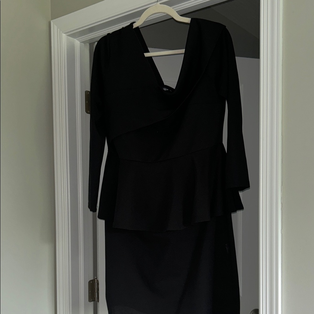 SHEIN Elegant Black Draped Dress